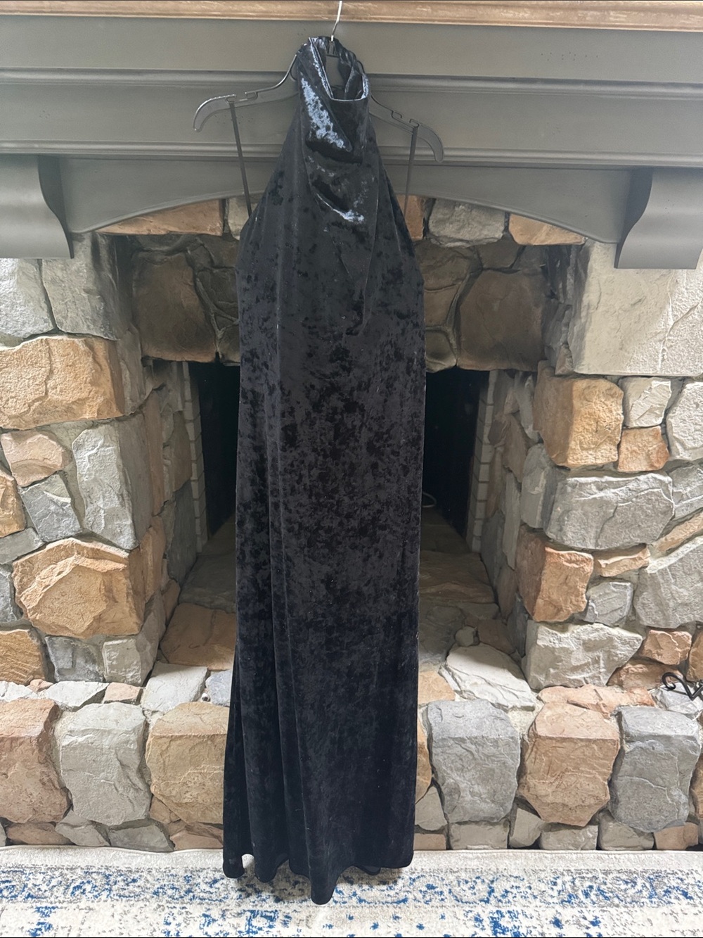 Black Velvet Halter Backless Maxi Dress